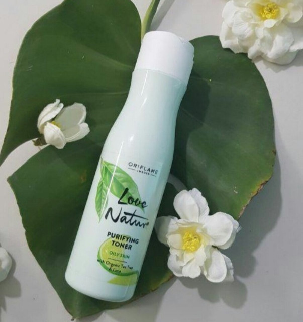 Love nature purifying Tea tree lime Toner